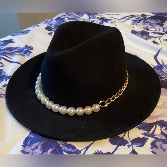 NWOT Eugenia Kim Sandra Faux Pearl Fedora Hat - Picture 6 of 10